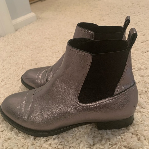 ankle boots no heel